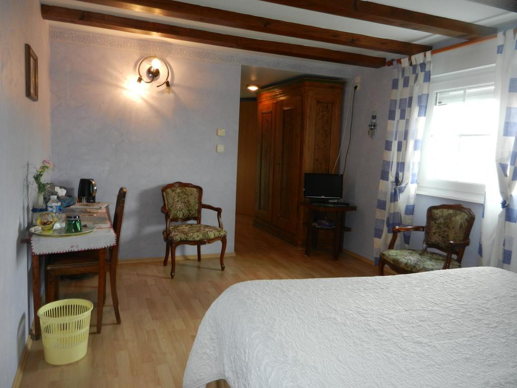 Chambres D'Hotes Chez Dany Gerstheim Exterior foto